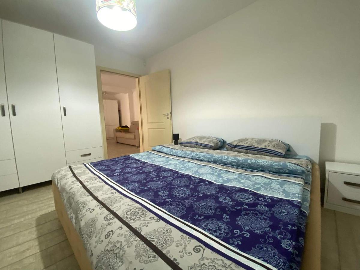 The Best Apartament Central Hunedoara Bagian luar foto